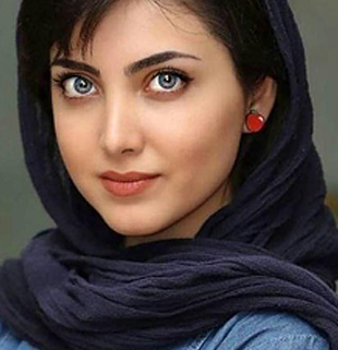 سارا خادمی